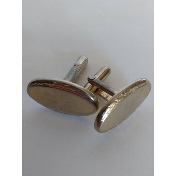 VINTAGE CUFFLINKS DESIGNER SWANK SILVER TONE METAL & TIE CLIP - Picture 6 of 6